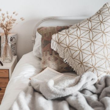 5 Must Have Jonathan Adler Home Decor Items