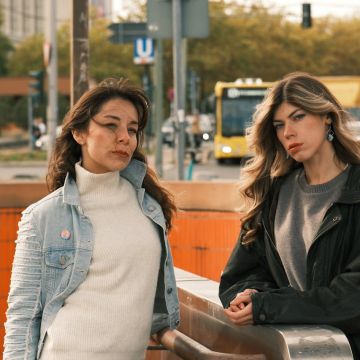 The Barn Jacket by Everlane: Sustainable Fashion with Classic Appeal