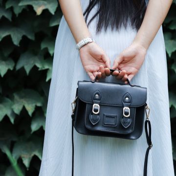 ALC’s Handbag Collection: Redefining Elegance with Timeless Charm